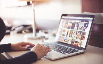 Komputer czy laptop? Podpowiadamy co wybrać laptop, zakupy