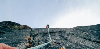 Do czego służy karabińczyk?