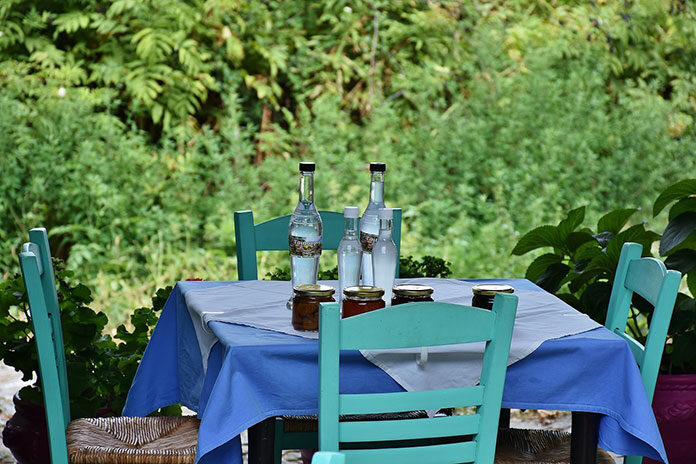 restaurant-2726900_1280 Jak zorganizować przyjęcie rodzinne bez stresu